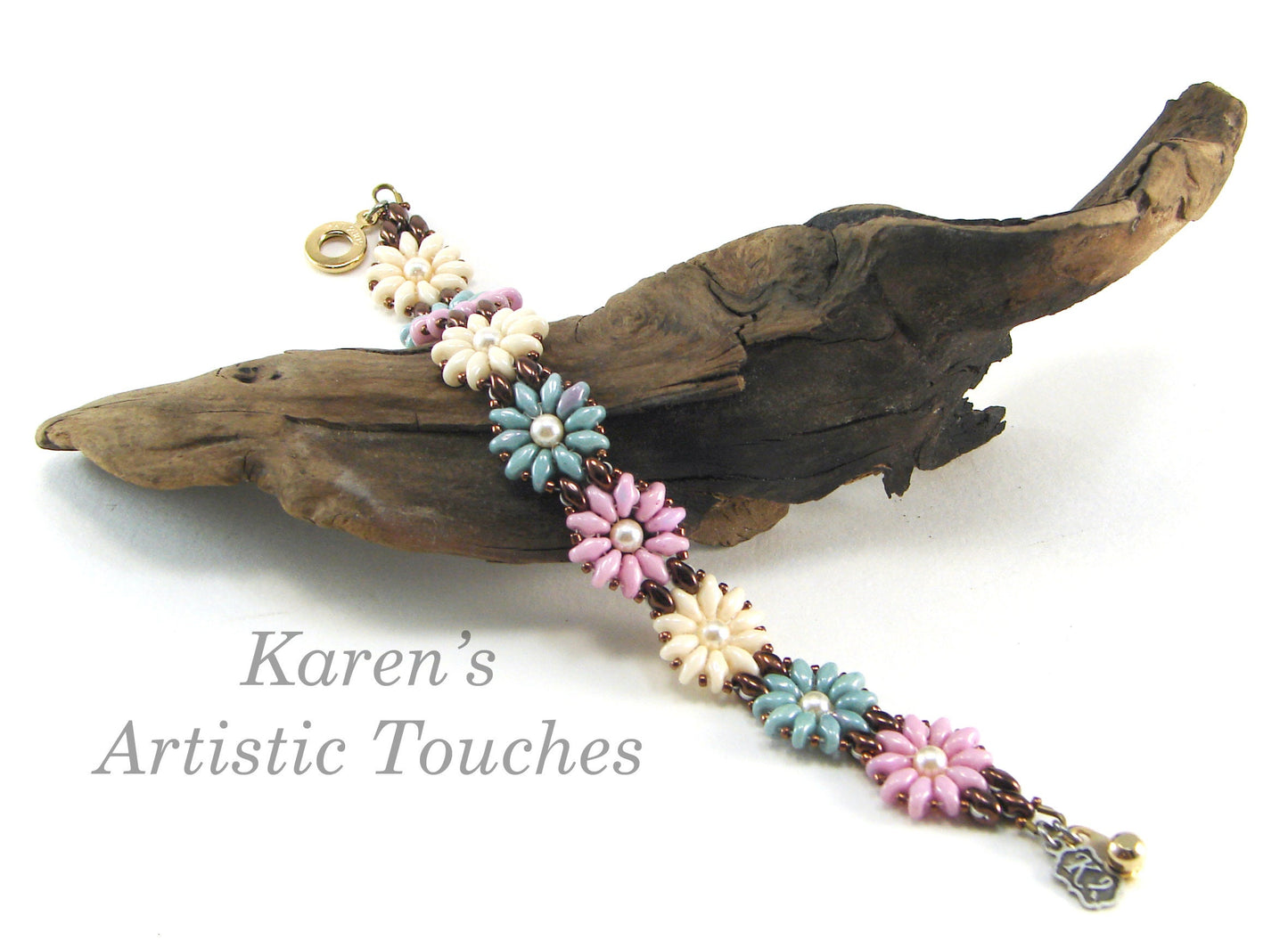 Daisy Chain Handcrafted Beaded Bracelet in Pink, Blue, Beige Colors - Flower Jewelry, Perfect Gift for any Occasion