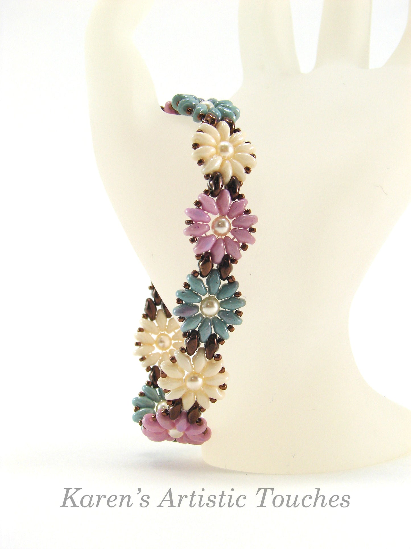 Daisy Chain Handcrafted Beaded Bracelet in Pink, Blue, Beige Colors - Flower Jewelry, Perfect Gift for any Occasion