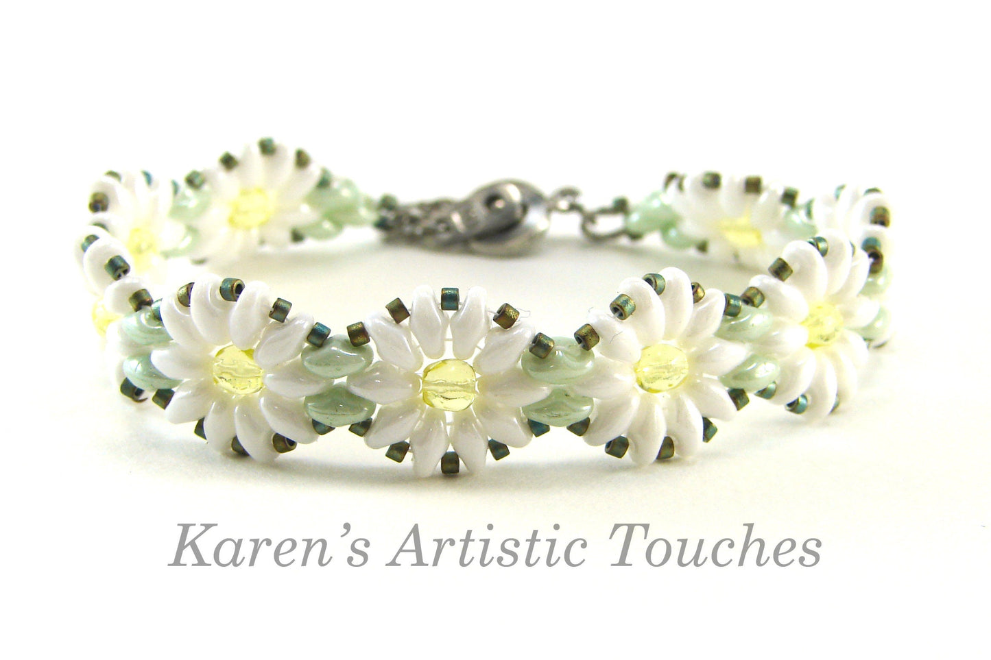 White and Green Daisy Beaded Bracelet, Floral Beaded Jewelry, Perfect Gift for Wife, Statement Piece